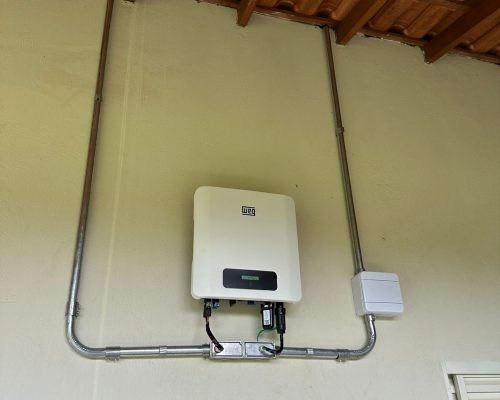 Instalação no sitio em Claraval de um sistema solar